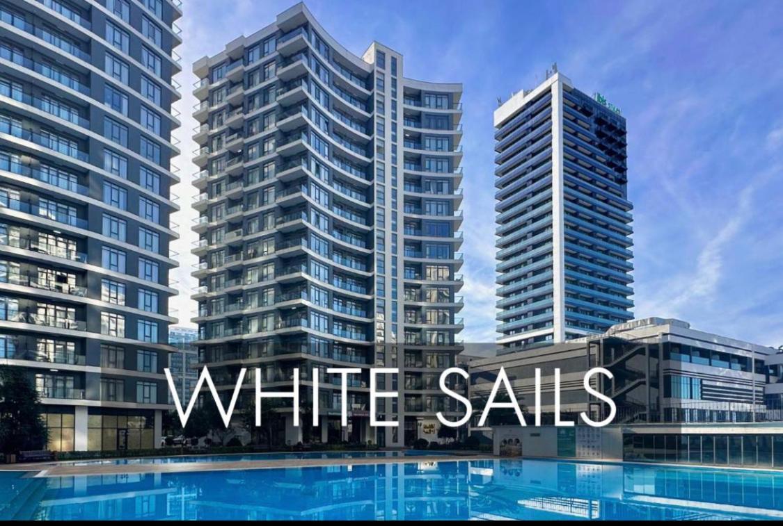 White Apartment Батуми Экстерьер фото
